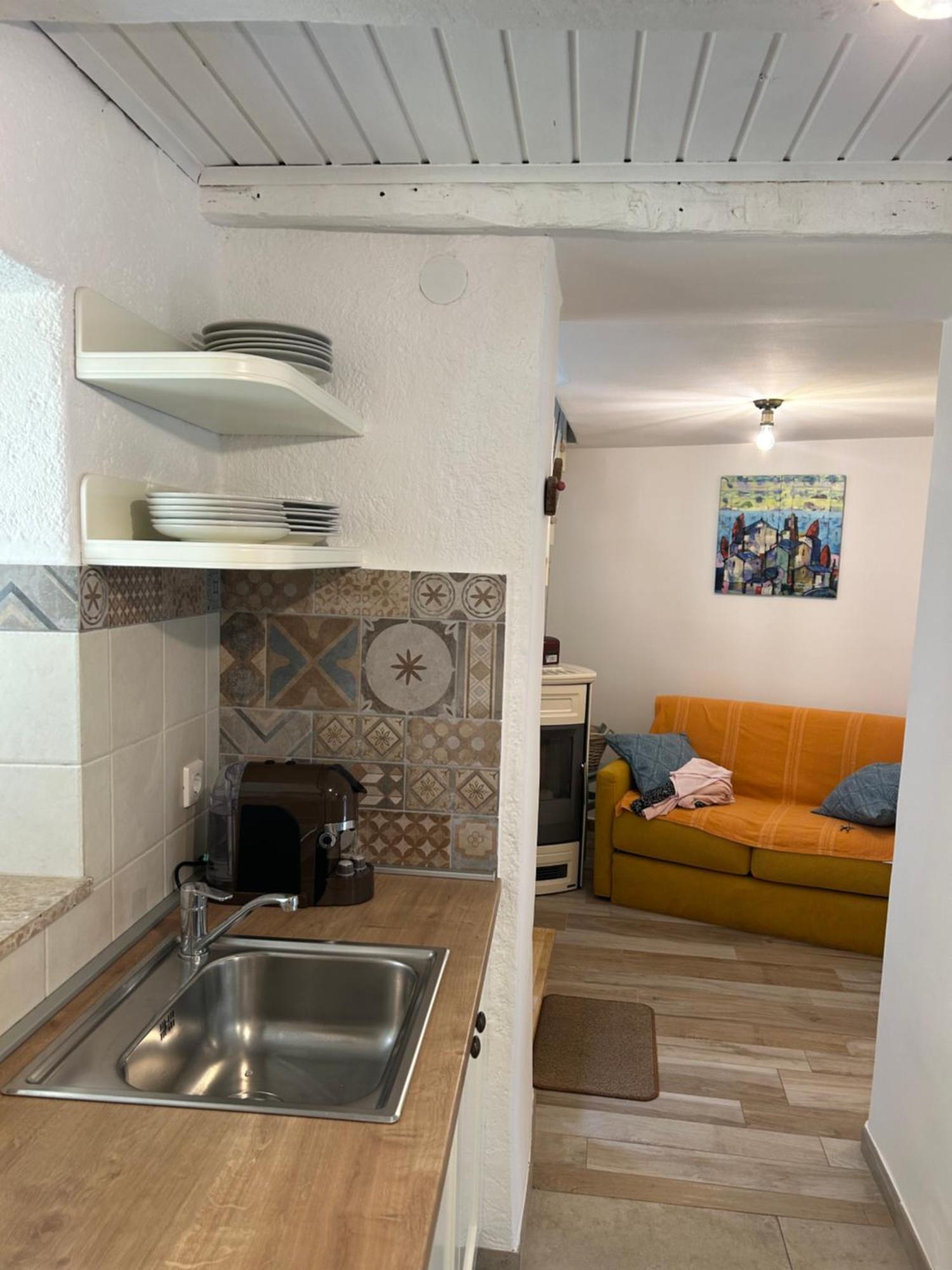 Apartment Susanj Мошценице Екстериор снимка